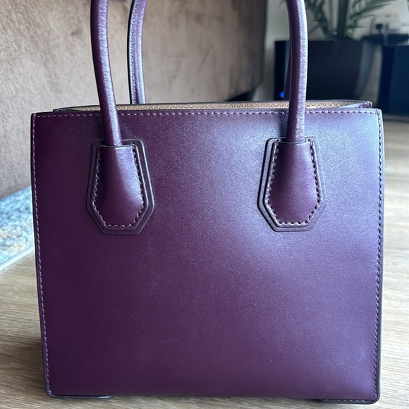 Michael Kors Mercer Star Studded Purse - Picture 3 of 5